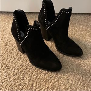 Steve Madden Booties (Size 7/2.5 inch Heel)